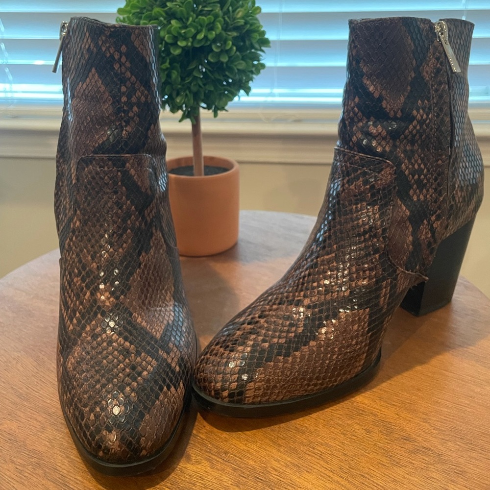 Great condition boots!